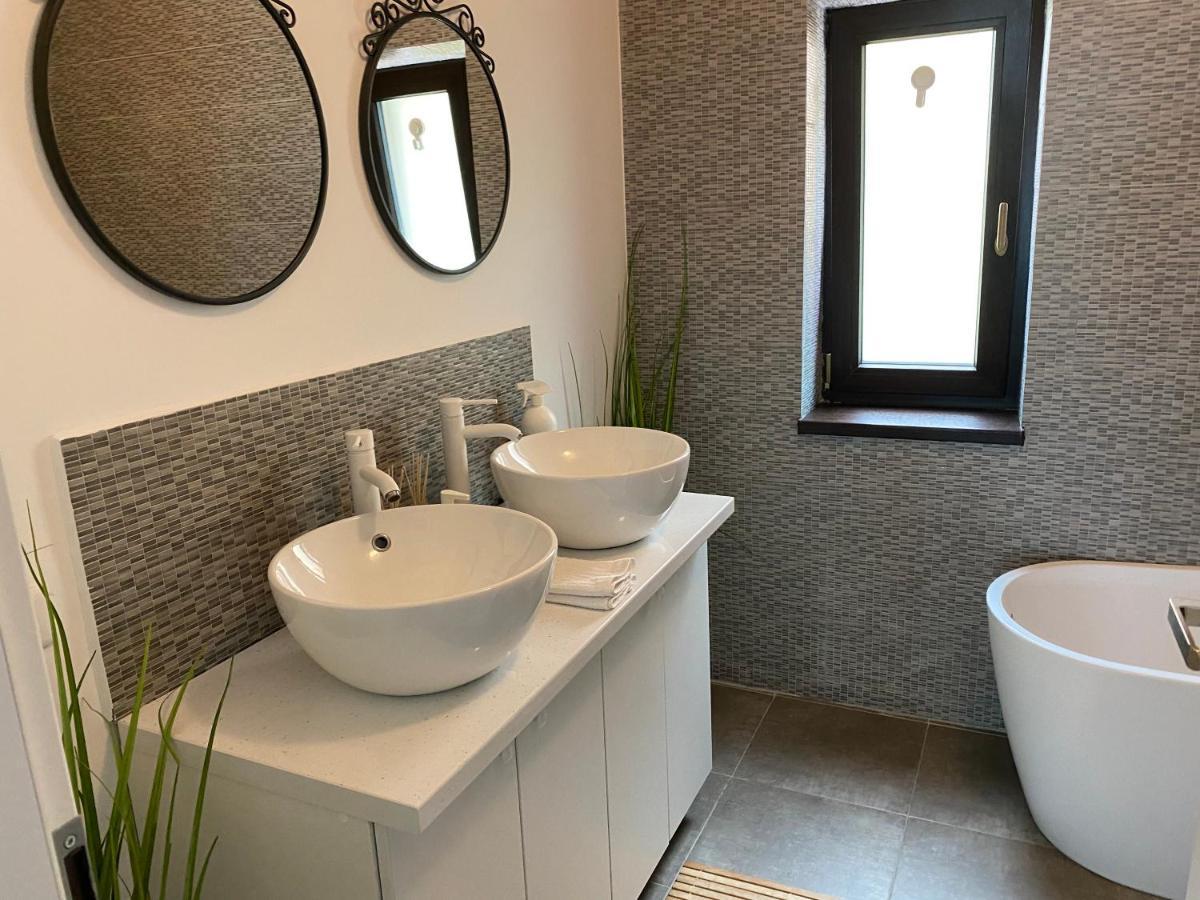 Casa Skadi, Zamora,Busteni Bagian luar foto